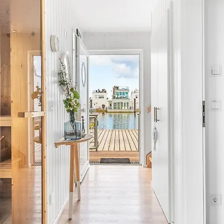 Schwimmendes Haus Hygge Olpenitz Kappeln